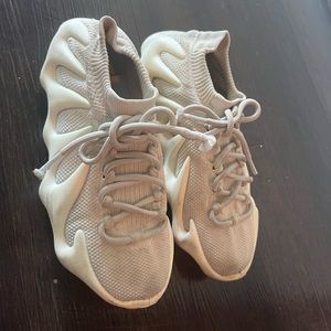 Yeezy Cloudburst